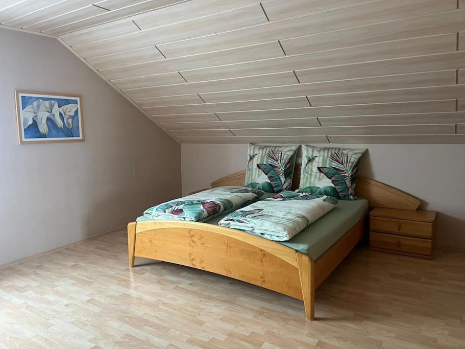 Ferienwohnung Aischgrund Hallerndorf Экстерьер фото